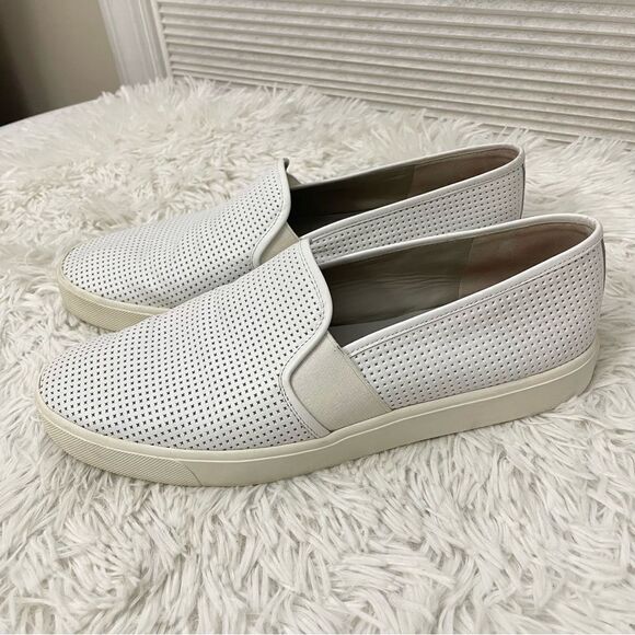 VINCE. Perforated Leather Blair Sneaker Shoes , Slip On White comfy size 10M - Picture 3 of 8